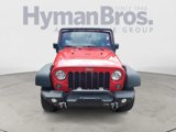 Used 2014 Jeep Wrangler Unlimited Rubicon w/ Connectivity Group image 2