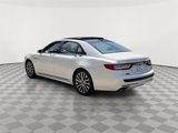 Used 2017 Lincoln Continental Select image 5