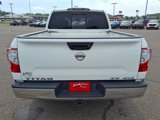 Used 2018 Nissan Titan SV image 4