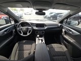 Used 2022 Chevrolet Blazer LT image 2