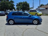 Used 2021 Volkswagen Golf 4-Door image 3