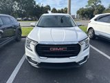 Used 2024 GMC Terrain SLE image 2