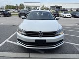 Used 2015 Volkswagen Jetta SE image 2