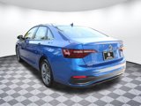 Used 2024 Volkswagen Jetta SE w/ Panoramic Sunroof Package image 5