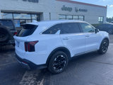 Used 2024 Kia Sorento S image 4