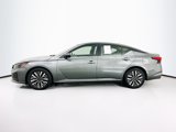 Used 2024 Nissan Altima 2.5 SV image 4
