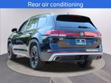 New 2025 Volkswagen Atlas Peak Edition SE image 5