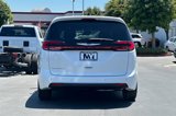 New 2025 Chrysler Pacifica Select image 5