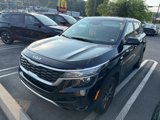 Certified 2022 Kia Seltos LX image 3