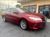 Used 2017 Toyota Camry SE image 2