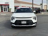 Used 2023 Kia Niro EX image 2