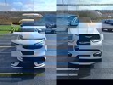 Used 2023 Chrysler Pacifica Limited image 3