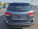 Used 2018 Toyota Highlander XLE image 4