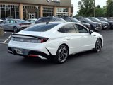 Certified 2024 Hyundai Sonata SEL w/ Convenience Package image 5