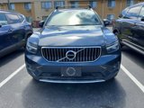 Used 2019 Volvo XC40 T4 Inscription image 2