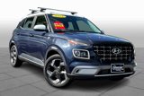 Used 2021 Hyundai Venue image 2