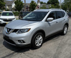 Used 2015 Nissan Rogue SV image 2