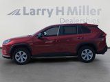Used 2022 Toyota RAV4 LE image 2