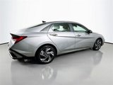 New 2025 Hyundai Elantra SEL image 6