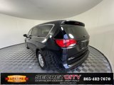 Used 2022 Chrysler Voyager LX image 5