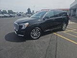 Used 2022 GMC Terrain Denali image 2