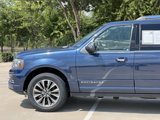 Used 2015 Lincoln Navigator 2WD image 5