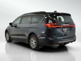 Used 2021 Chrysler Pacifica Touring image 3