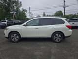 Used 2020 Nissan Pathfinder SV image 5