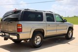 Used 2002 Chevrolet Suburban 2500 LT image 3