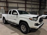 Used 2016 Toyota Tacoma SR5 image 2