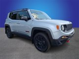 Used 2018 Jeep Renegade Trailhawk image 3