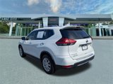 Used 2017 Nissan Rogue S image 5