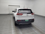 Used 2018 Jeep Cherokee Limited image 5