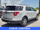 Used 2018 Ford Explorer XLT image 4