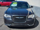 Used 2017 Chrysler 300 Limited image 4