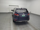 Used 2017 Hyundai Santa Fe SE image 6