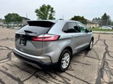 Used 2023 Ford Edge SEL image 4