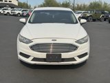 Used 2017 Ford Fusion SE image 2