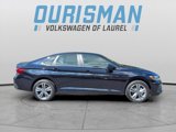 Used 2024 Volkswagen Jetta SE w/ Panoramic Sunroof Package image 2