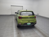 Used 2021 Hyundai Venue SE image 6
