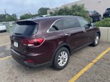 Used 2019 Kia Sorento LX image 3