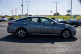 Used 2024 Nissan Altima 2.5 SV image 2