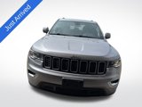 Used 2020 Jeep Grand Cherokee Laredo E image 2