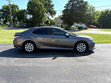 Used 2020 Toyota Camry LE image 5