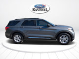 Used 2022 Ford Explorer XLT image 2