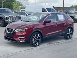 Used 2022 Nissan Rogue Sport SL w/ Premium Package image 2