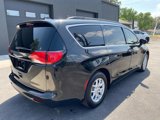 Used 2020 Chrysler Voyager Lxi image 4