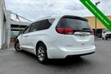 Used 2019 Chrysler Pacifica Limited image 4