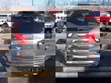 Used 2018 Nissan Pathfinder SL image 3