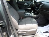 Used 2021 Chevrolet Traverse LT image 2
